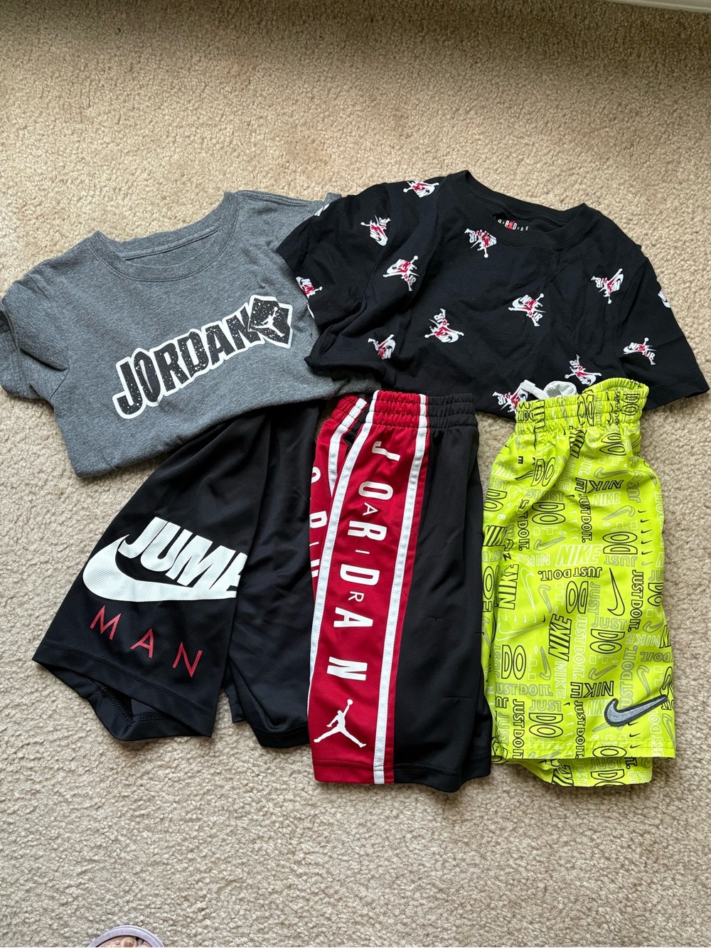 Nike Jordan Tee and shorts plus swim shorts Size S
